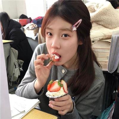 重生1996，我的校花通讯女王